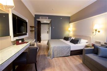 Fame Residence Kemer & Spa 5*