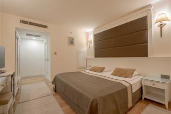 Fame Residence Kemer & Spa 5*