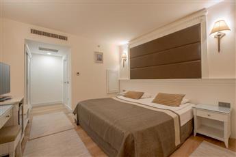 Fame Residence Kemer & Spa