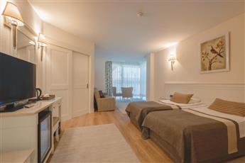Fame Residence Kemer & Spa