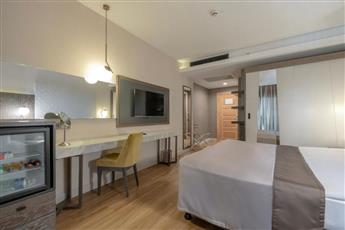 Fame Residence Lara & Spa
