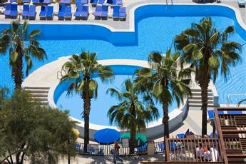 Fantasia Deluxe Hotel 5*