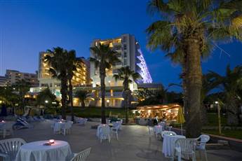 Fantasia Deluxe Hotel 5*