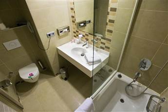 Fantasia Deluxe Hotel 5*