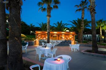 Fantasia Deluxe Hotel