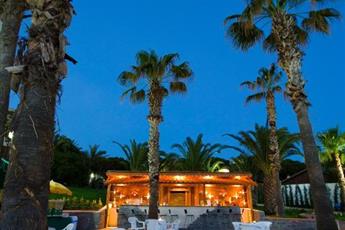 Fantasia Deluxe Hotel