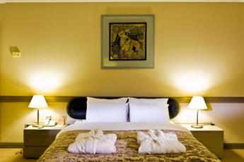 Fantasia Deluxe Hotel