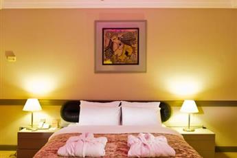 Fantasia Deluxe Hotel