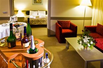 Fantasia Deluxe Hotel