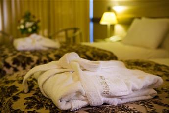 Fantasia Deluxe Hotel