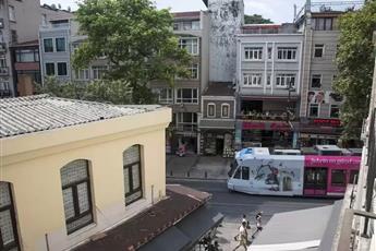 Faros Hotel Old City 4*