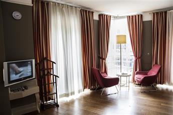 Faros Hotel Old City 4*