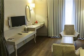 Faros Hotel Old City 4*