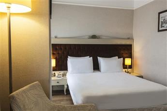 Faros Hotel Old City 4*