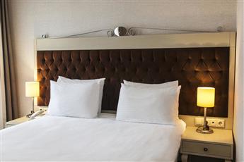 Faros Hotel Old City 4*