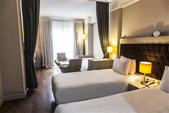 Faros Hotel Old City 4*