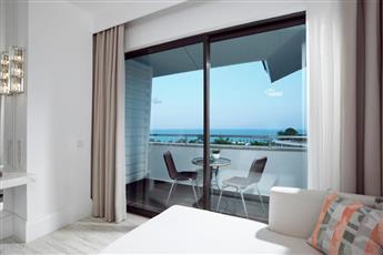FashionTV Luxe Resort
