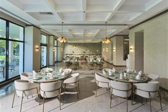 FashionTV Luxe Resort