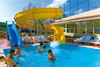 Febeach Hotel Side 4*