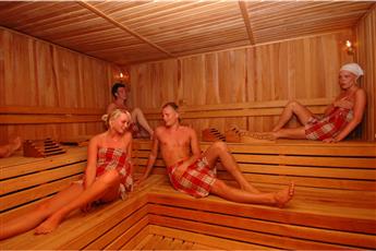 Febeach Hotel Side 4*