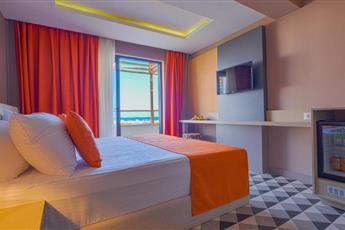 Feniks Priority Hotel - Adults only 12+