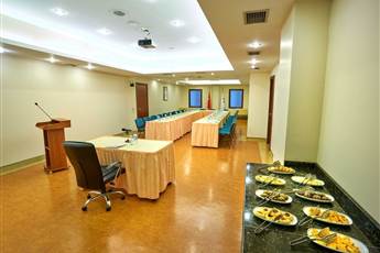 Feronya Hotel 4* Feronya Hotel 4*