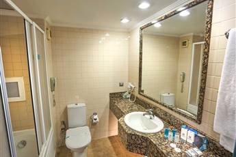 Feronya Hotel 4* Feronya Hotel 4*