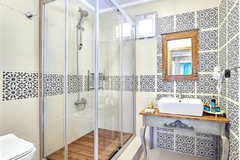 Fi Light Solto Boutique Beach