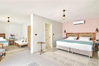 Fi Light Solto Boutique Beach