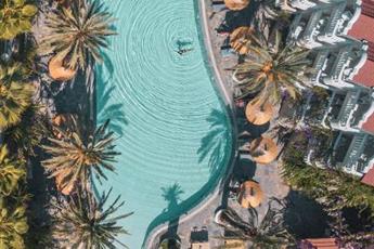 Flamingo Hotel & Spa - Pet Friendly