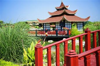 Flora Garden Beach 5* 16+