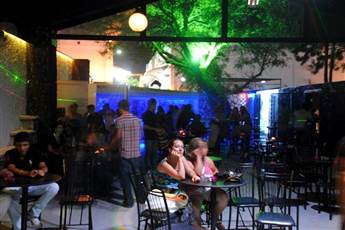 Flora Suites Hotel 4*