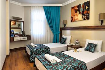 Flora Suites Hotel 4*