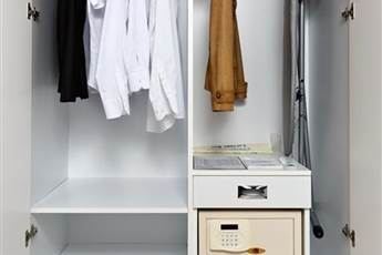 Flora Suites Flora Suites