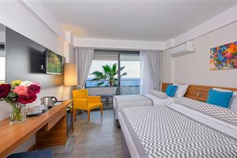 Floria Beach Hotel