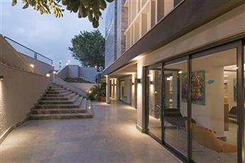 Floria Beach Hotel