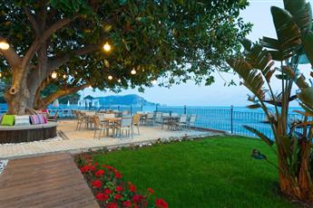 Floria Beach Hotel