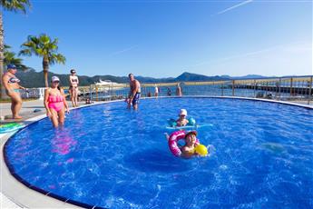 Fortezza Beach Resort 5*