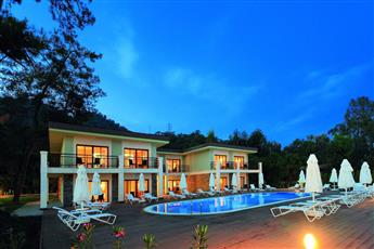 Fortezza Beach Resort 5*