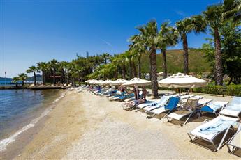 Fortezza Beach Resort 5*