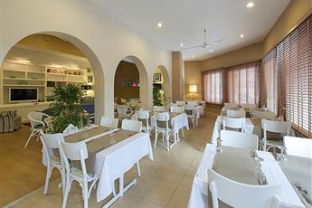 Fortuna Beach Hotel 3*