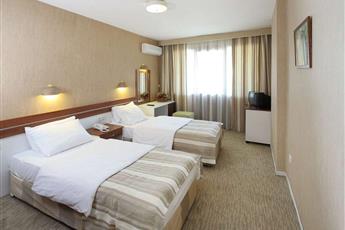 Fortuna Beach Hotel