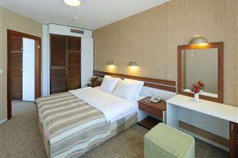 Fortuna Beach Hotel