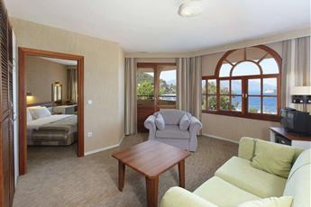 Fortuna Beach Hotel