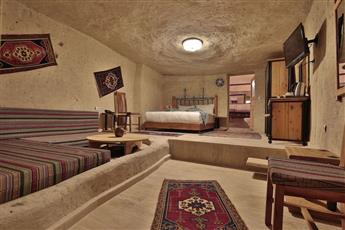 Fosil Cave Hotel 4*