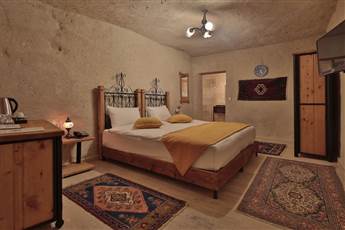 Fosil Cave Hotel 4*