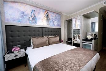 Four Sides Hotel Sisli 4*