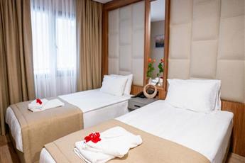 Four Sides Lion Hotel Taksim 4*