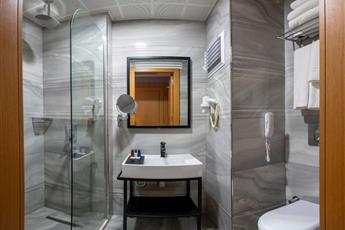 Freya Luxury Hotel 4*