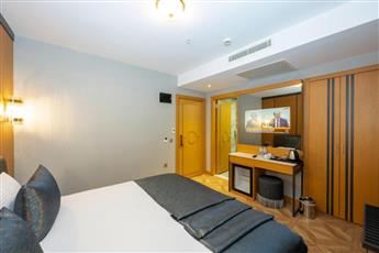 Freya Luxury Hotel 4*